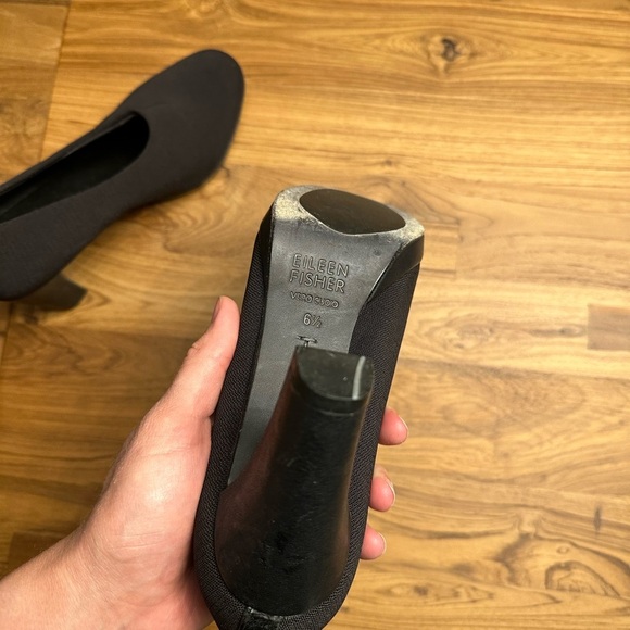 Eileen Fisher Vero Cuoio Slip On Stretchy Heels Pumps Women’s Size 6.5 Black - Picture 8 of 10
